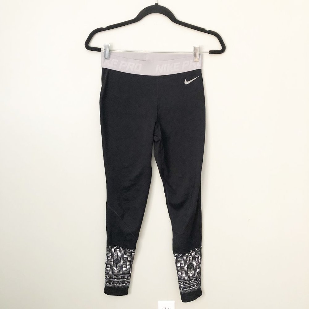 Nike pro fleece lined full length leggings size small